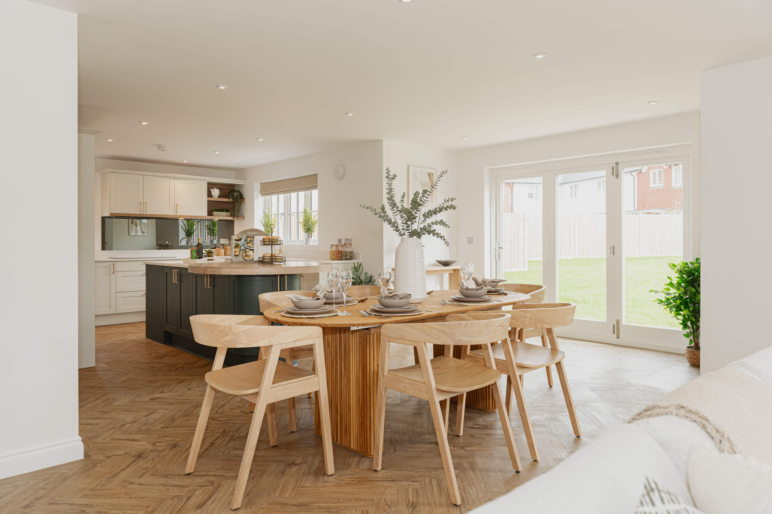 roundwell-park-bearsted-internal-10