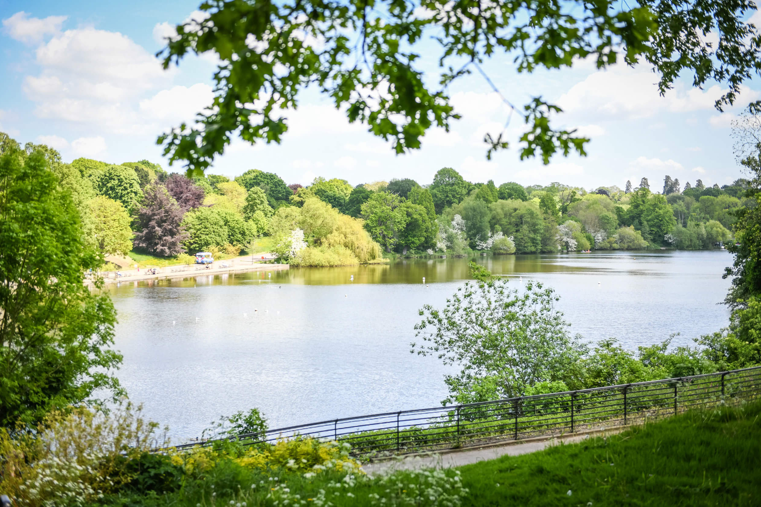 roundwell-park-bearsted-tranquil-retreat-1