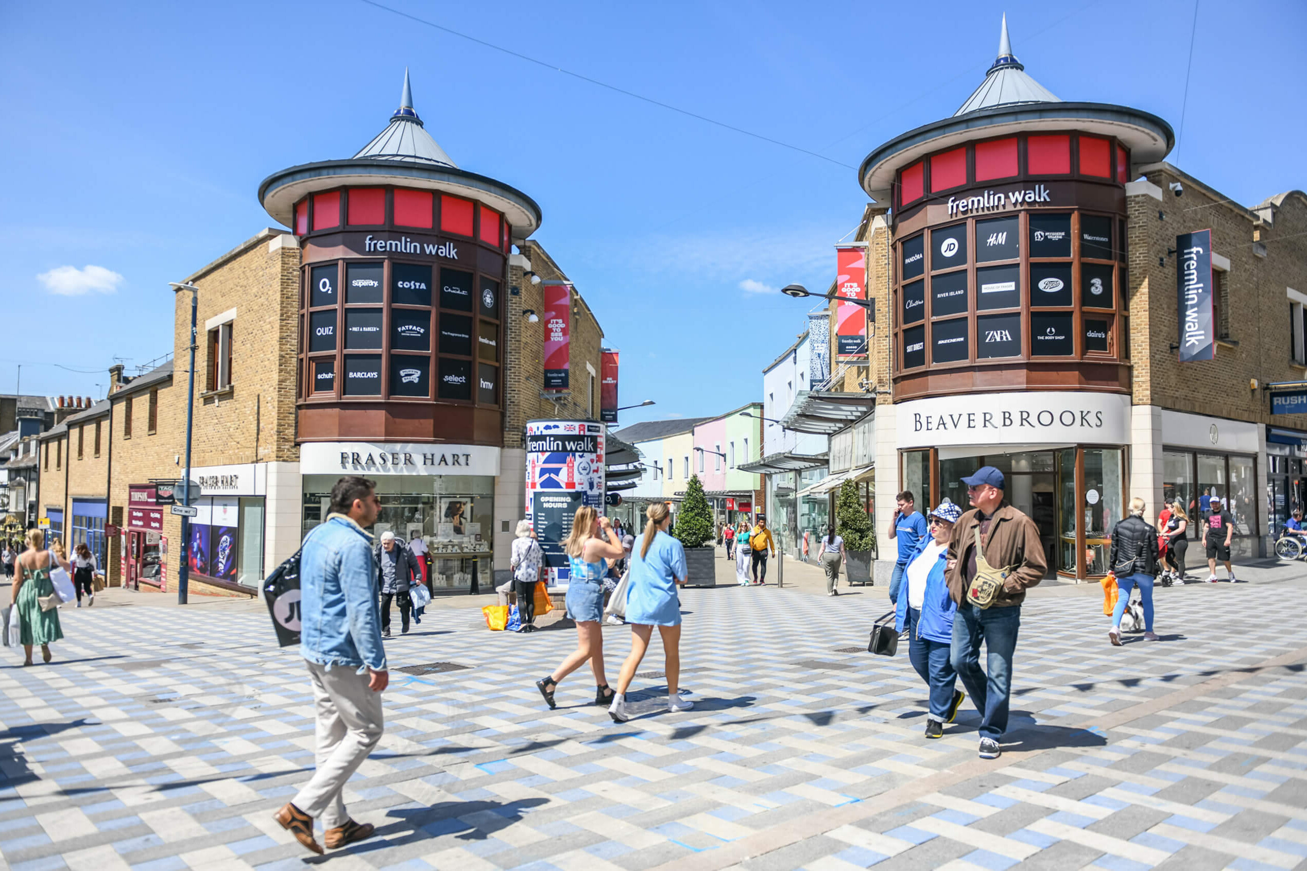 roundwell-park-bearsted-vibrant-local-scene